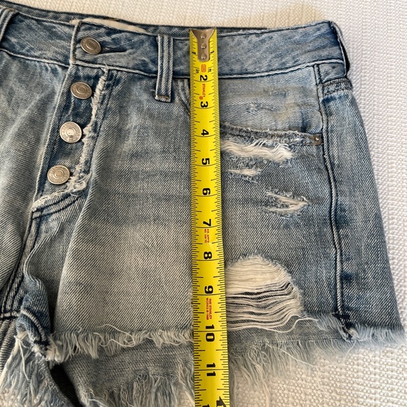 Abercrombie and Fitch Boyfriend Button Fly Cut Off Jean Shorts - Picture 12 of 12